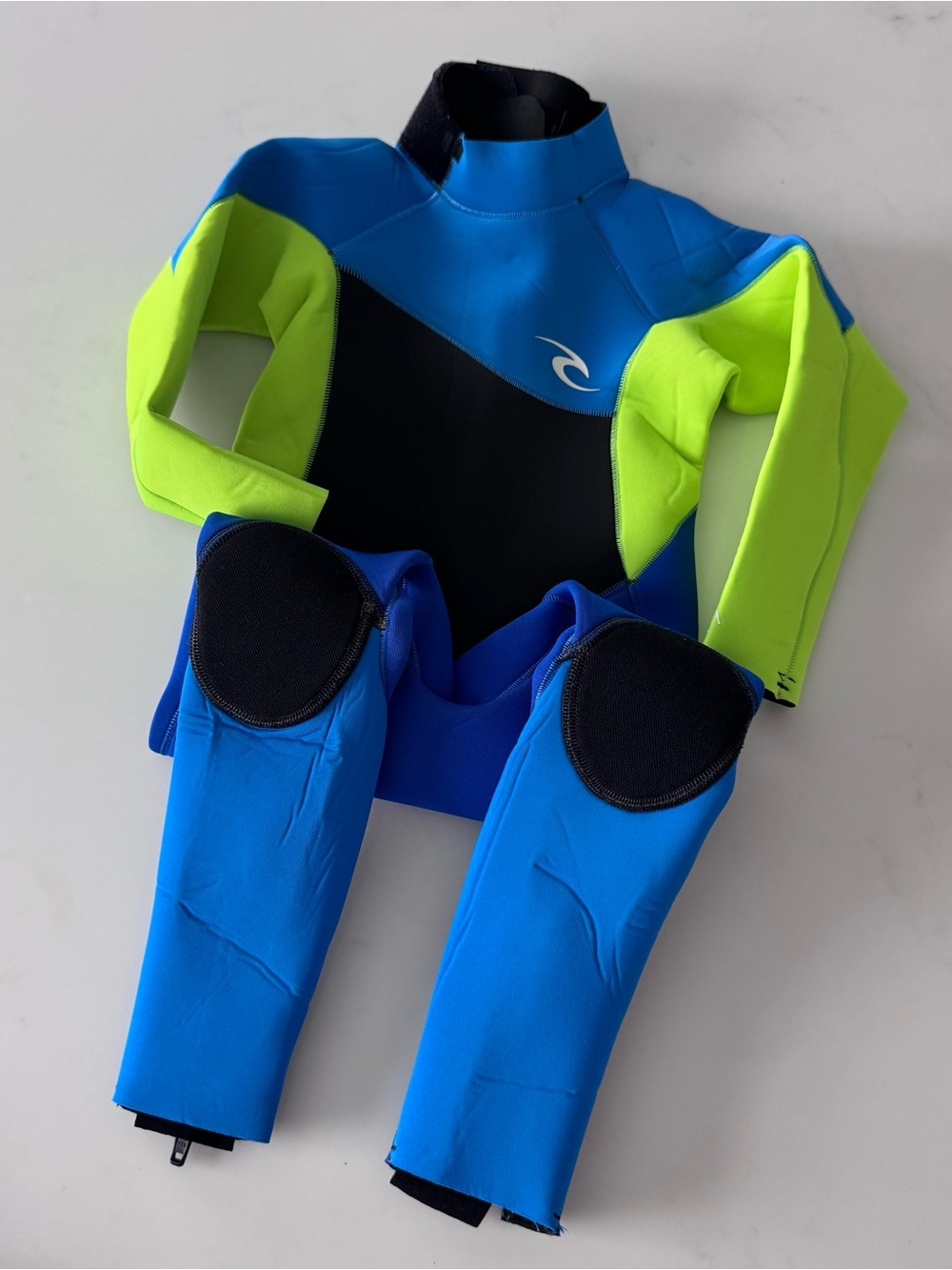 Rip Curl Groms Omega 3/2 Back Zip Fullsuit Wetsuit • Size 4